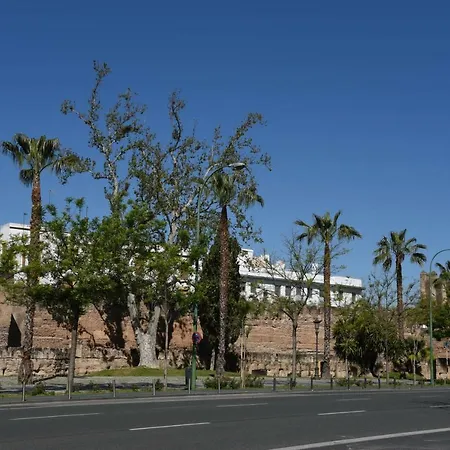 Modern Atico, Close Macarena/sevilla Center Apartment