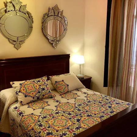 Calle Cuna Apartment *