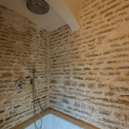 Rocio 17 Luxury Duplex With Shared-patio Apartment *