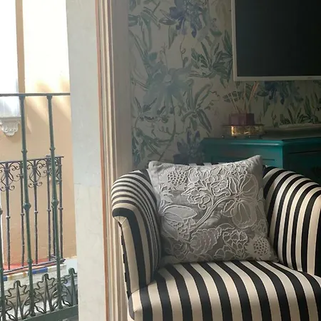 Cathedral Studio, Luxury In Cathedral Area, Parking Optional Apartment