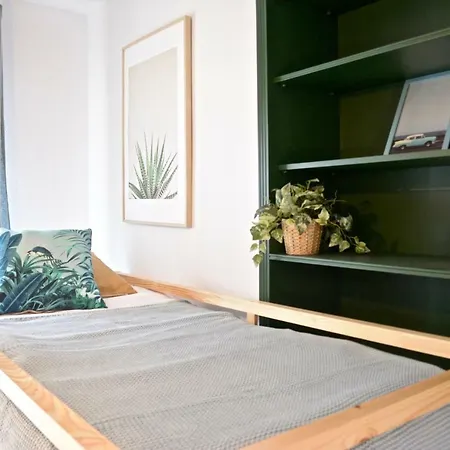 Giralda Center. Best Location. San Bernardo