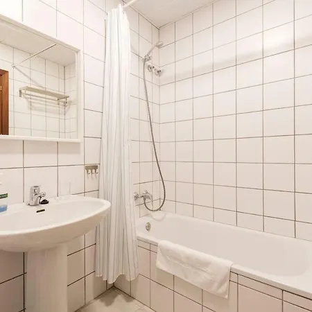Veronica City Center Oasis Apartment
