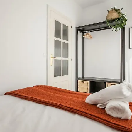 Giralda Center. Best Location. San Bernardo Apartment *