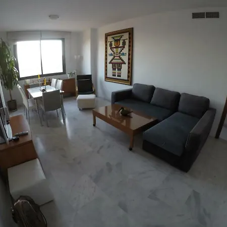 The Hostelito! Free Parking Apartment