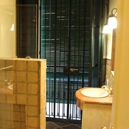 Apartamento San Isidoro, 5 Apartment *