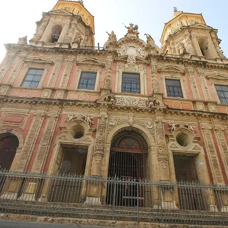 Centro San Luis Seville