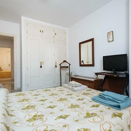 Luminoso Piso Nervion Apartment *