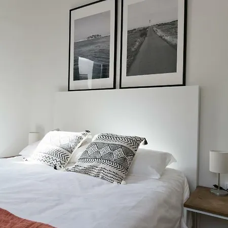 Gotoseville Gerona Apartment