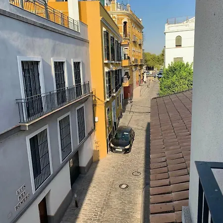 Luz Y Tranquilidad En El Casco Histórico - Parking Gratis Apartamento Sevilla