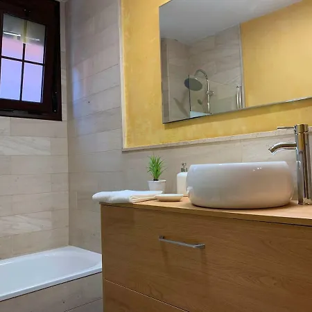 Apartment Luz Y Tranquilidad En El Casco Historico - Parking Gratis Seville