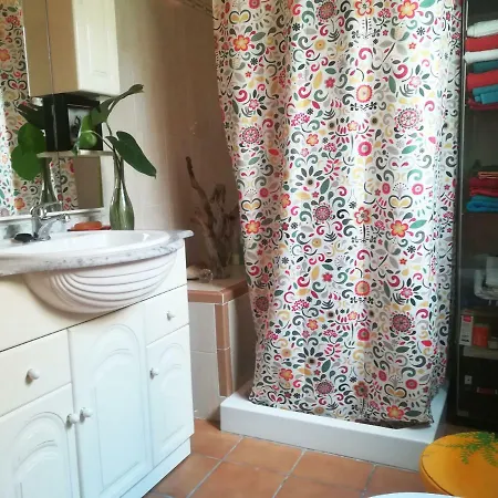 Arte Y Descanso En Casa de Férias