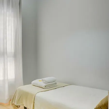 San Julian Apartment *
