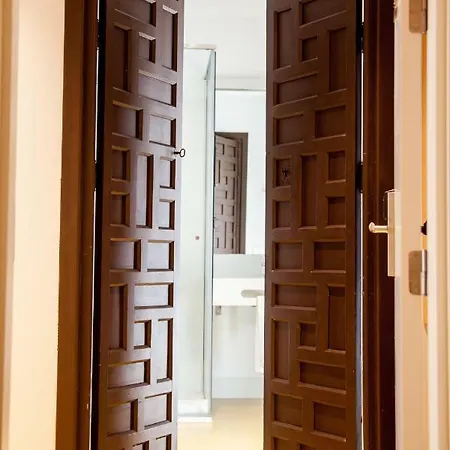 Hotel Triana Montalvan