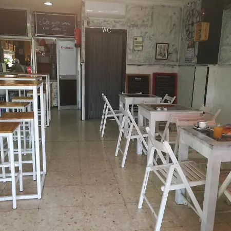 Homestay En Casa Particular *