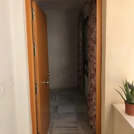 Wish Alameda Bulevar Apartment *