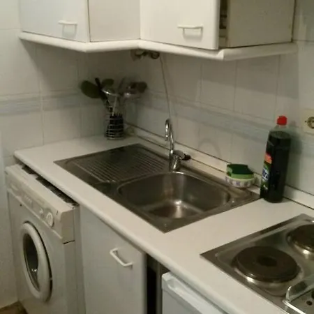 Apartamento Wifi,parking Y Piscina En Frente Fibes Lägenhet *