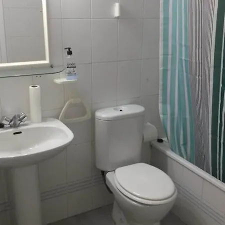 Apartamento Wifi,parking Y Piscina En Frente Fibes *