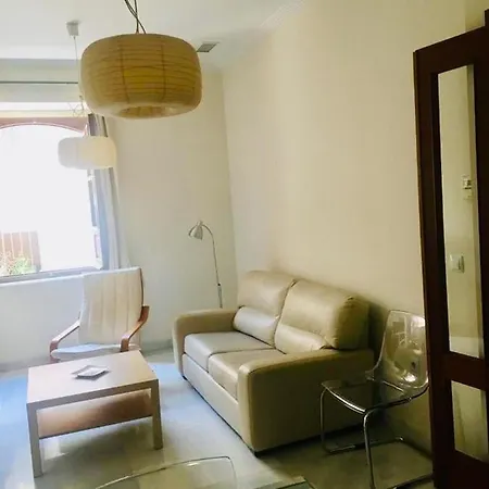 Calle Zaragoza 62, Daire Sevilla