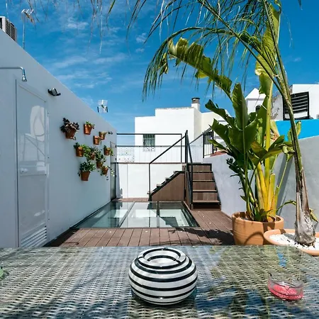 Holiday home Unique House - Private Spa&pool -stayinseville