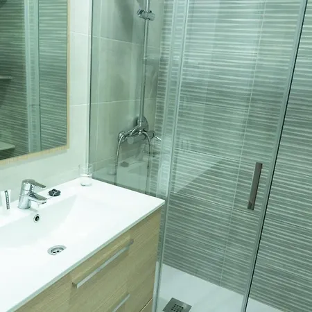 123 Calle San Vicente Apartment Seville