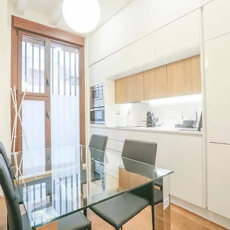 T&l Triana Loft - Just Like At 아파트