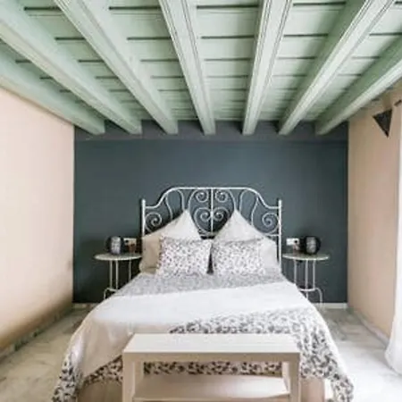 Triana Plaza Del Altozano Apartamento *