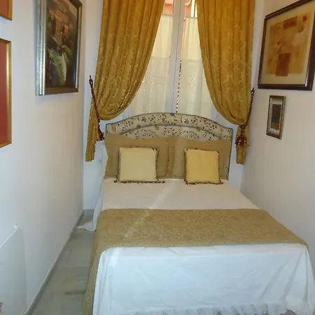 Apartment House With 2 Bedrooms In Sevilla, With Enclosed Garden And Wifi - 80 K Seville