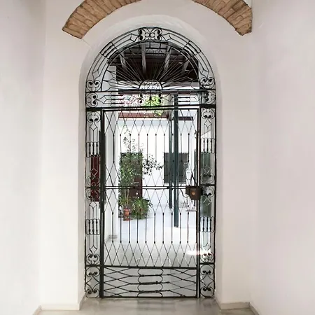 Apartment Centrico, Patio Tipico Sevillano *