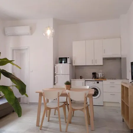 Hispalis Santa Angela Apartment