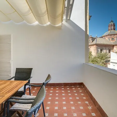 Eva Recommends San Pablo Duplex Apartment
