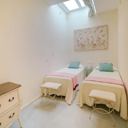 Eva Recommends San Pablo Duplex *