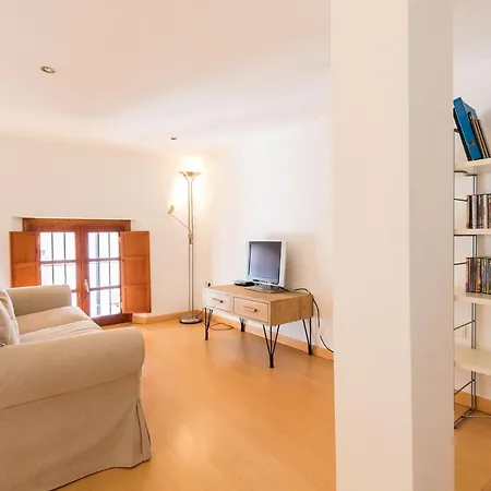 Abades Giralda Apartment