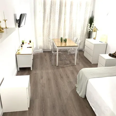 Resitur Luxury 329 Seville