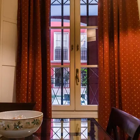 Lirio Donkey Parking Apartamento Sevilla