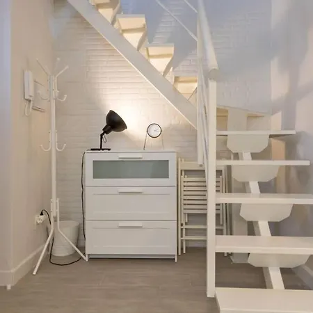 Apartamento Castilla Triana Courtyard By Valcambre