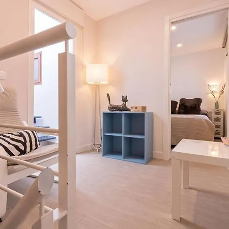 Apartamento Castilla Triana Courtyard By Valcambre Sevilha