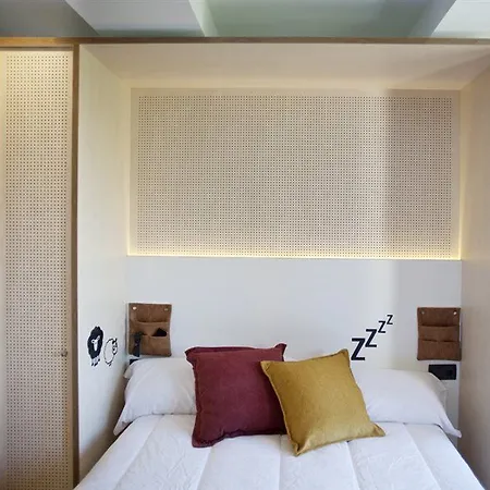 Toc Hostal