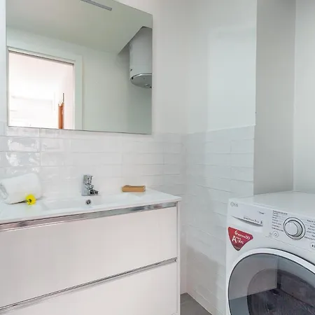 Luminoso Y Acogedor En Sevilla. A/c. Apartment *
