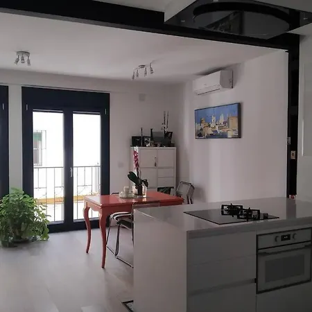 Casa Libelula, Loft En El Centro De Sevilla. *