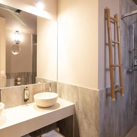 By Qhotels Apartamento