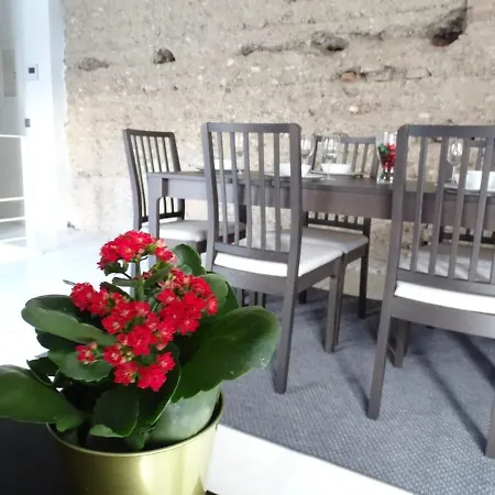 The Of The Alcazar Palace Apartment