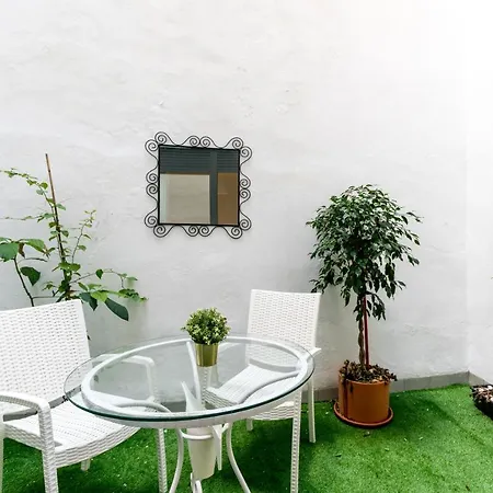 Apartamento Con Terraza En El Centro Histórico * Sevilla