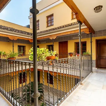 Svl - Sunny And Bright At Historical Center Seville