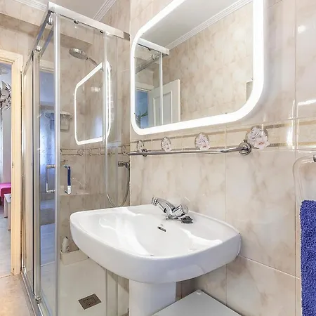 Apartment Fantastico Apto Recien 2 Hab-sevilla-triana Seville