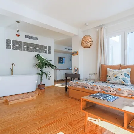Cozy 1br Recently Renovated In Centre Apartment Seville