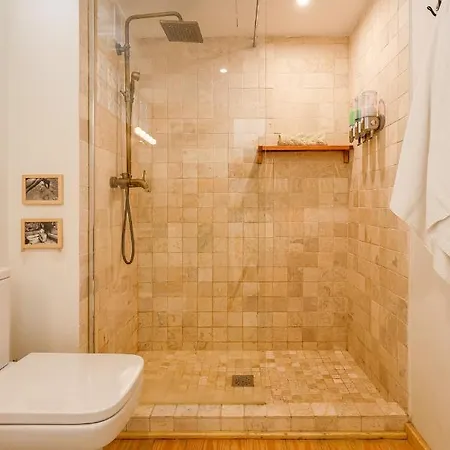 Apartment Cozy 1br Recently Renovated In Centre