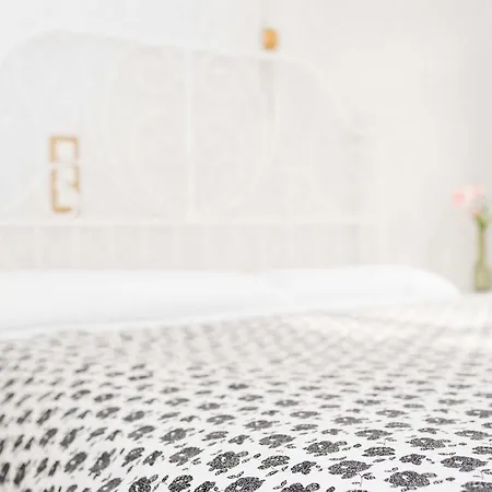Boutike Guesthouse Гостевой дом 2*