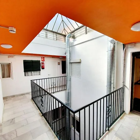 Arc House (adults Only) Hostel *