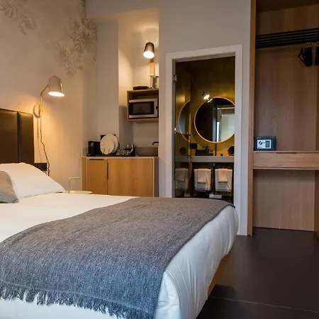 Hotel Welldone Quality - Crystal Pool 2*