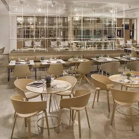 Hotel The Level At Melia